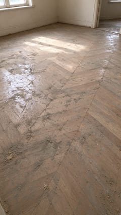 Floor plate