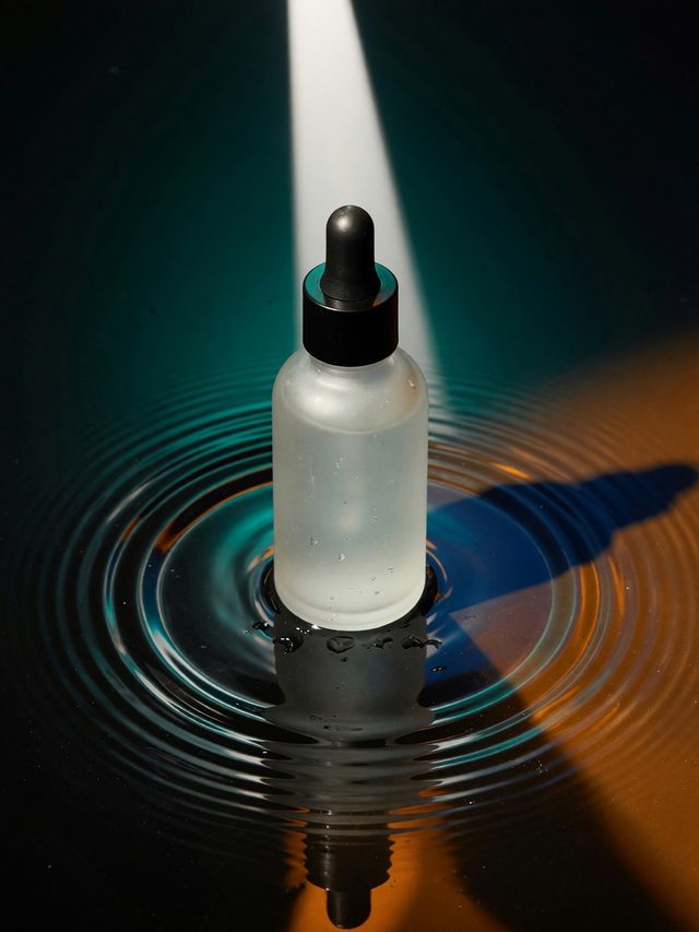 Serum in still water