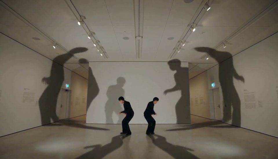 Loose shadows