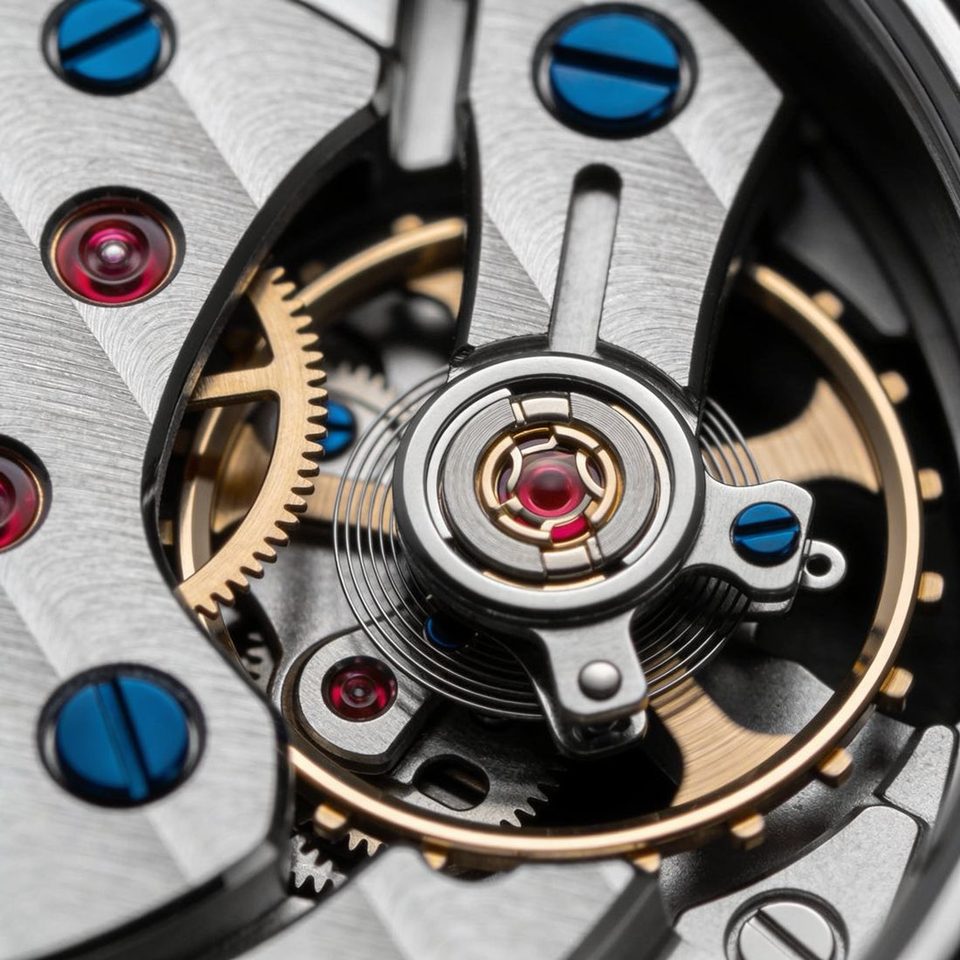 Jewels and blued screws